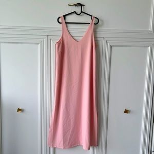 Brand New Without Tags - LULULEMON Baby Pink V Neck MIDI Dress with slits